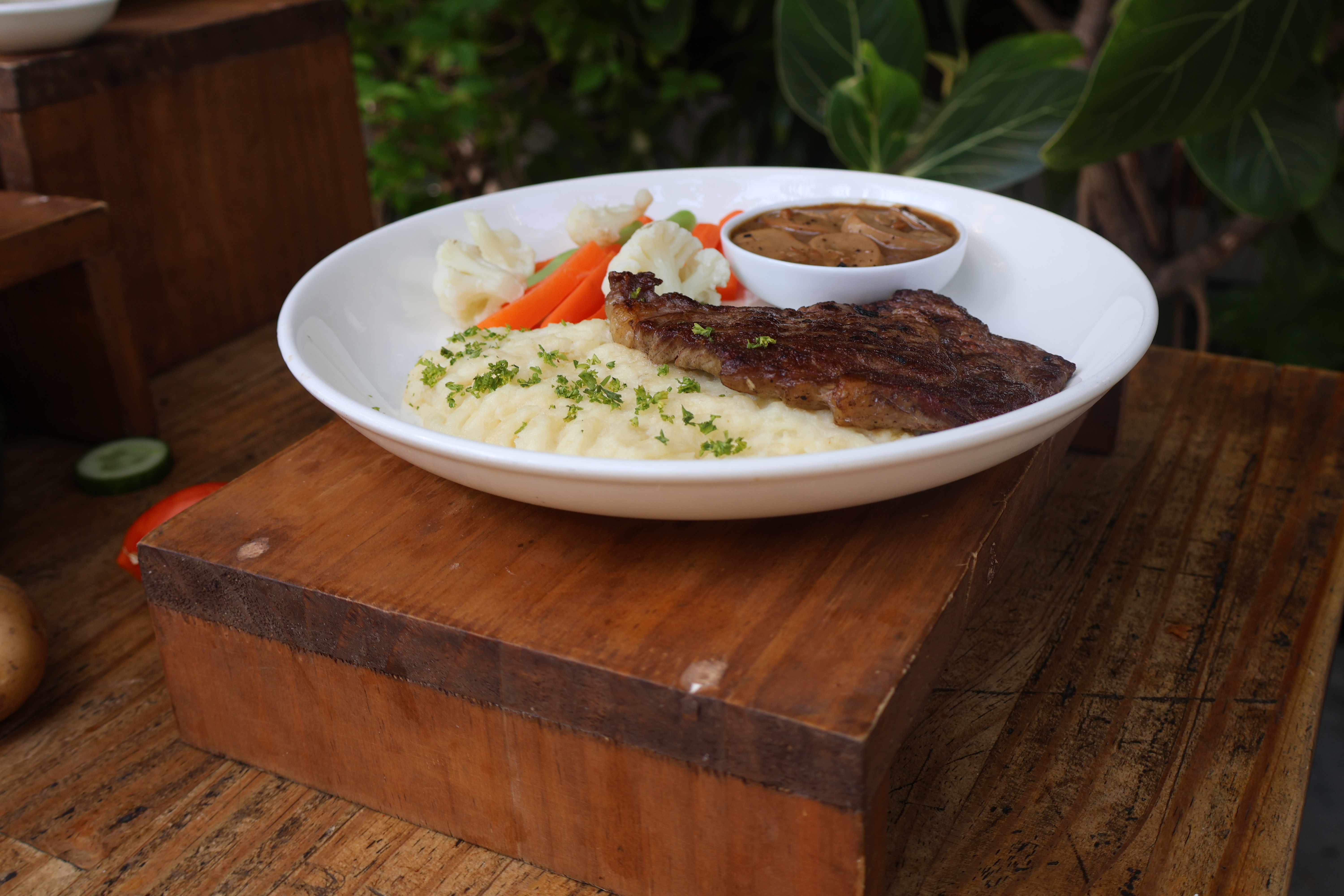 BEEF STEAK