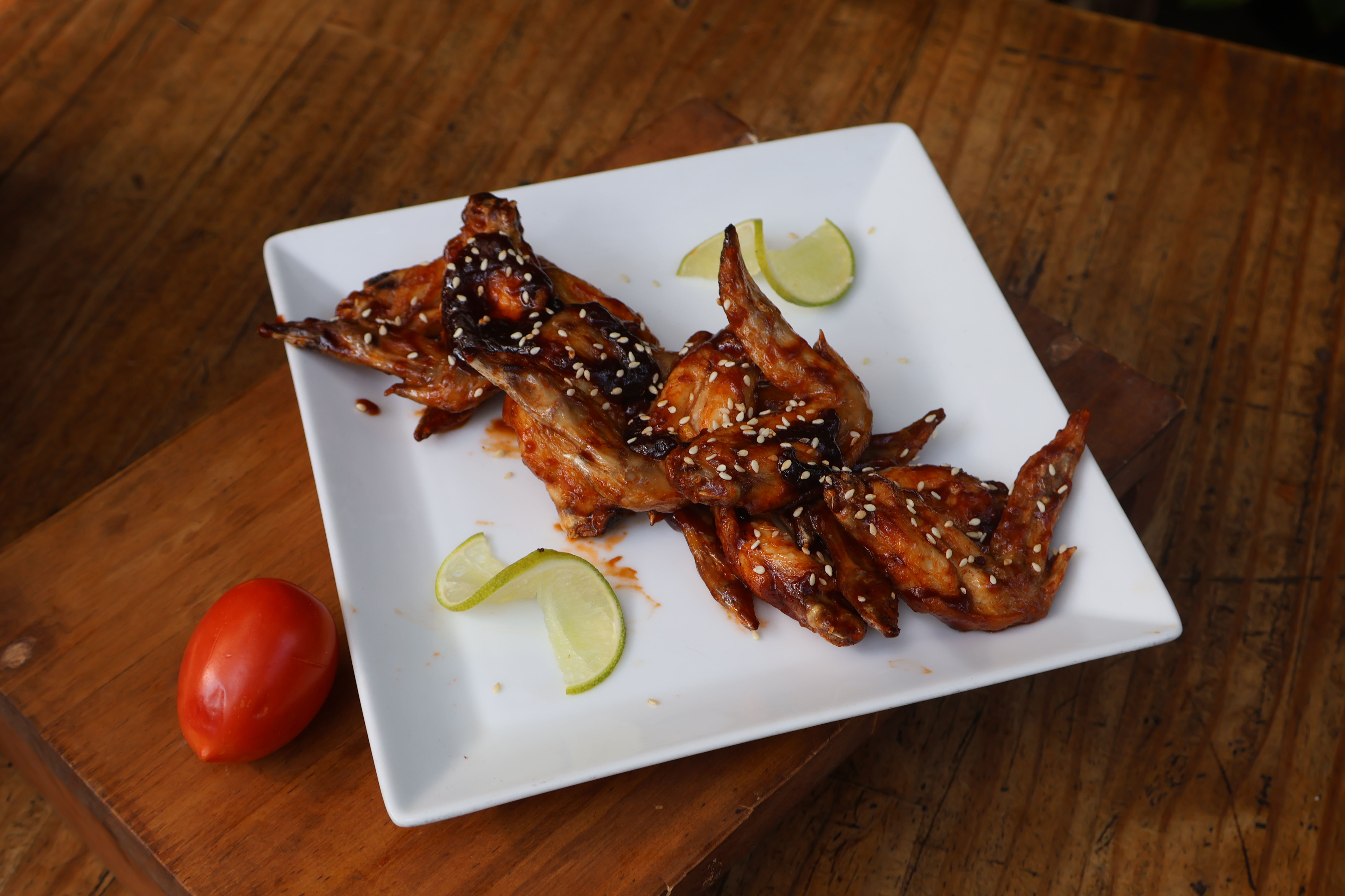 BBQ CHICKEN  WINGS