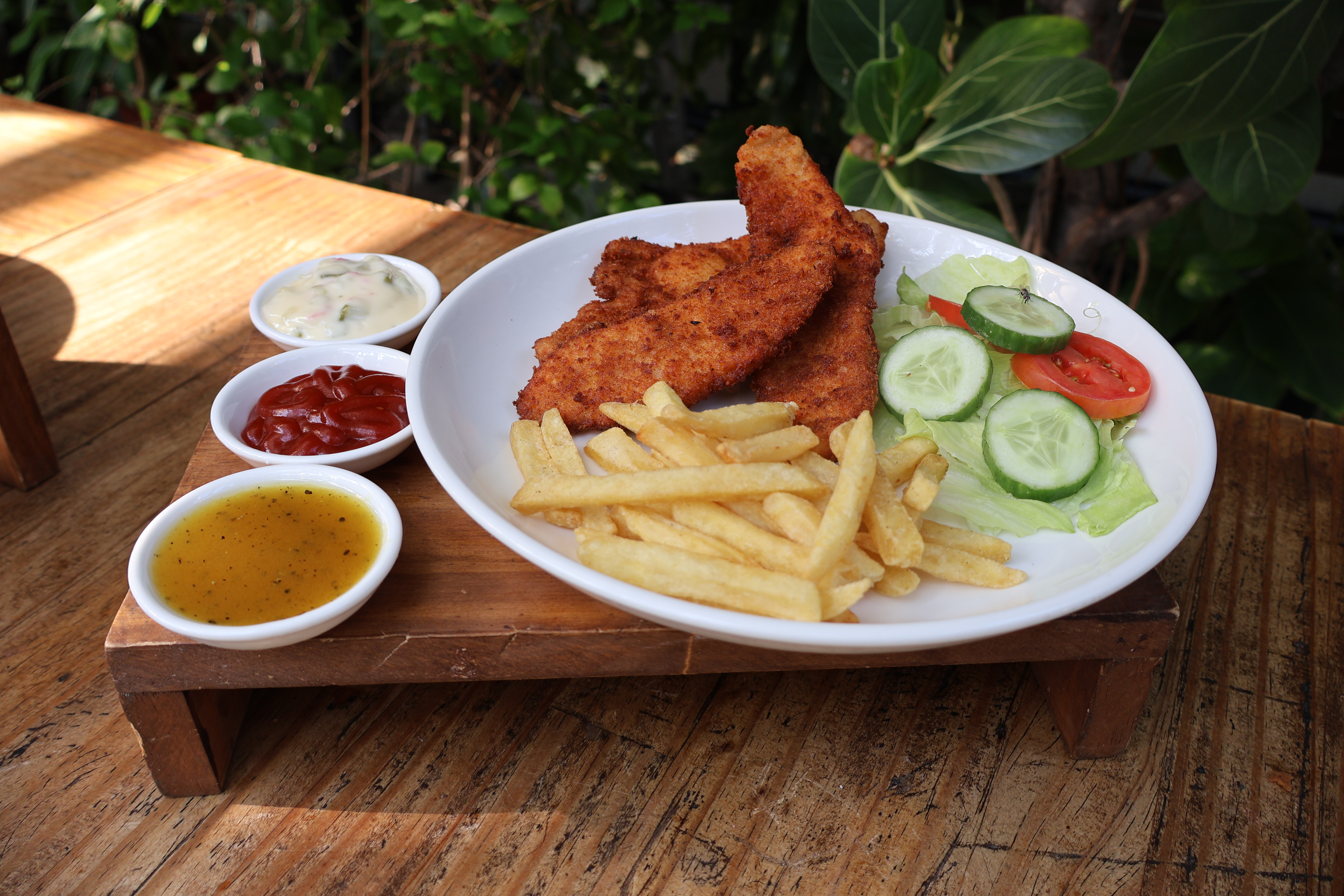 FISH & CHIPS