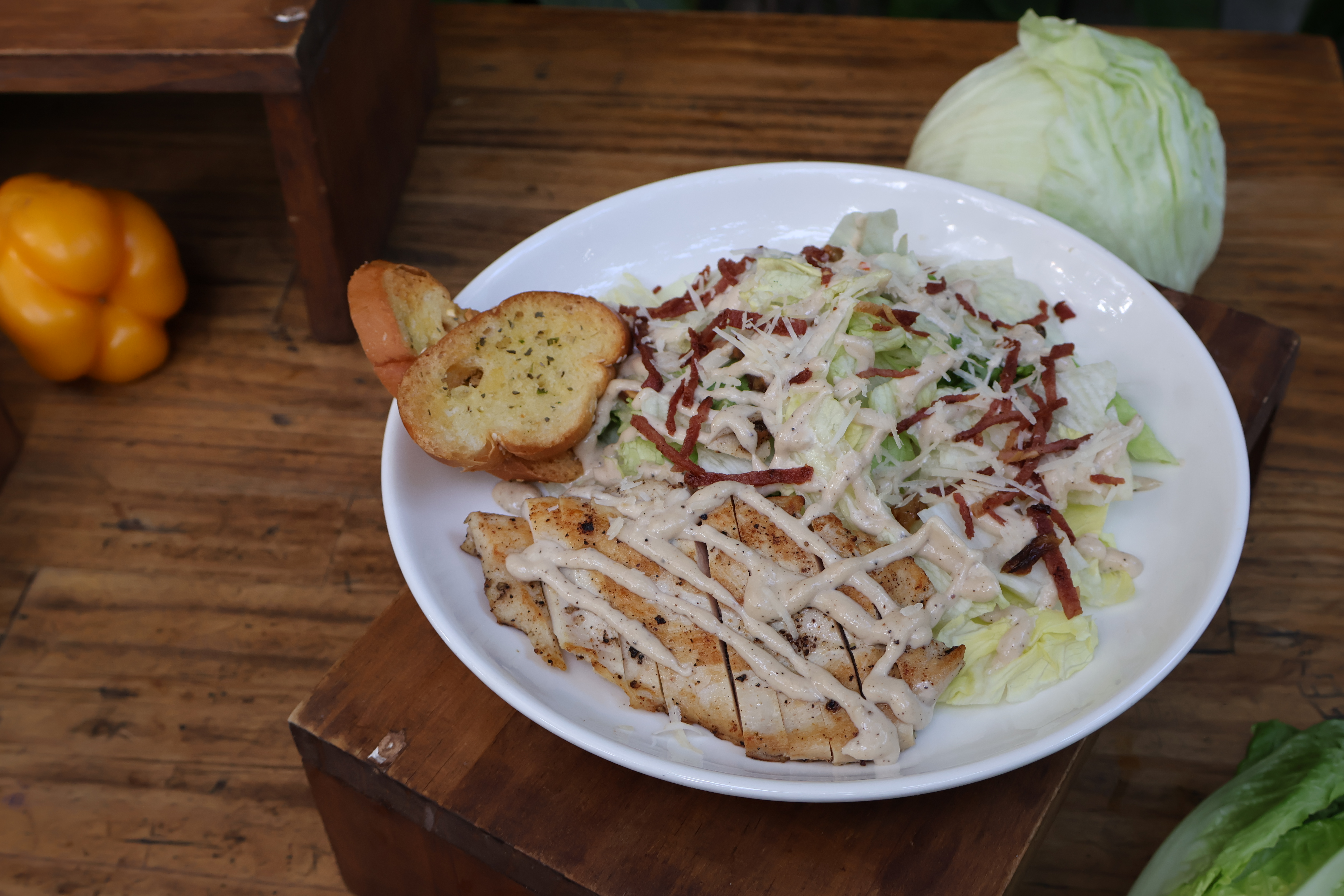 CHICKEN CAESAR SALAD