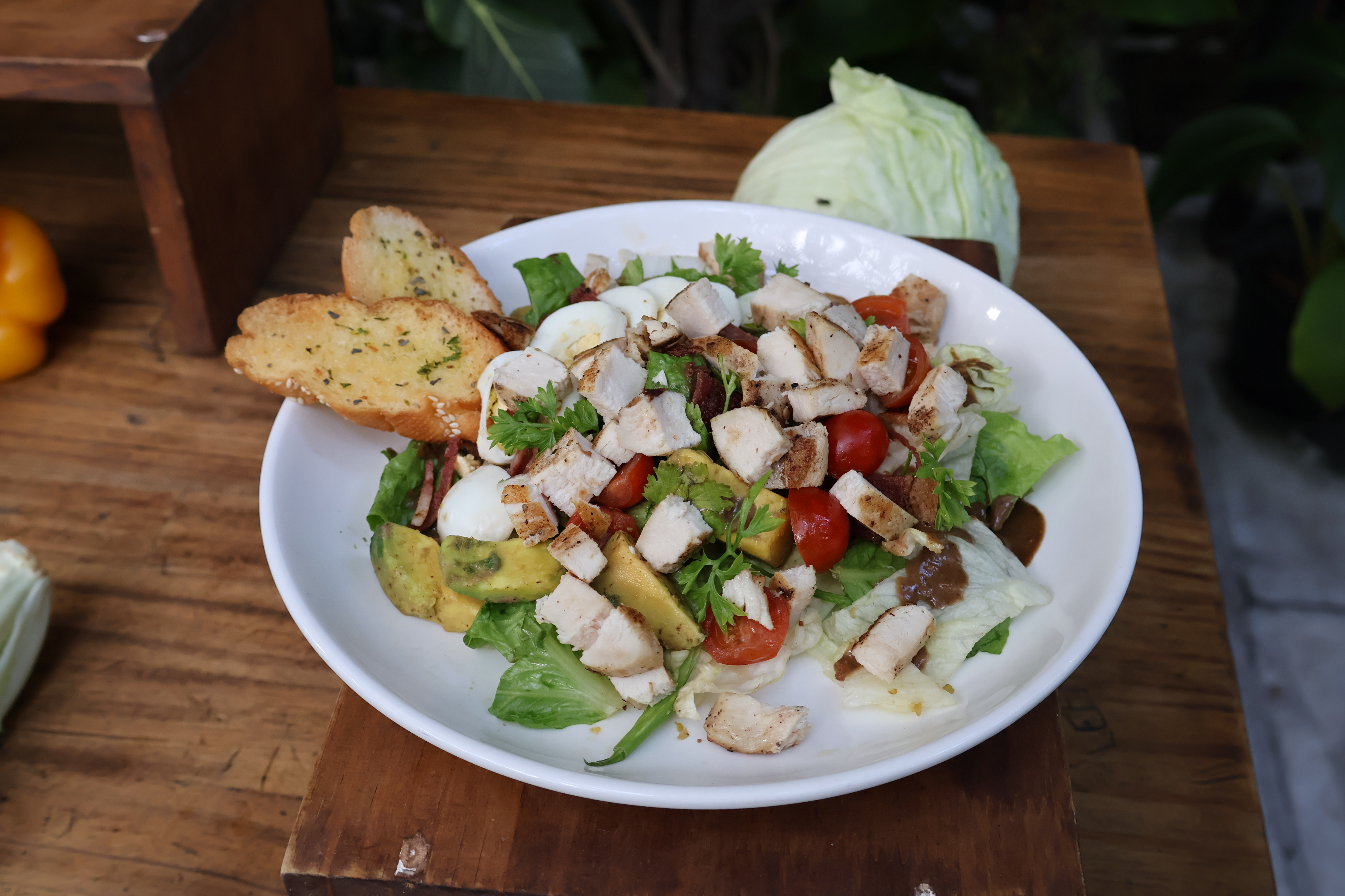 CHICKEN COBB  SALAD