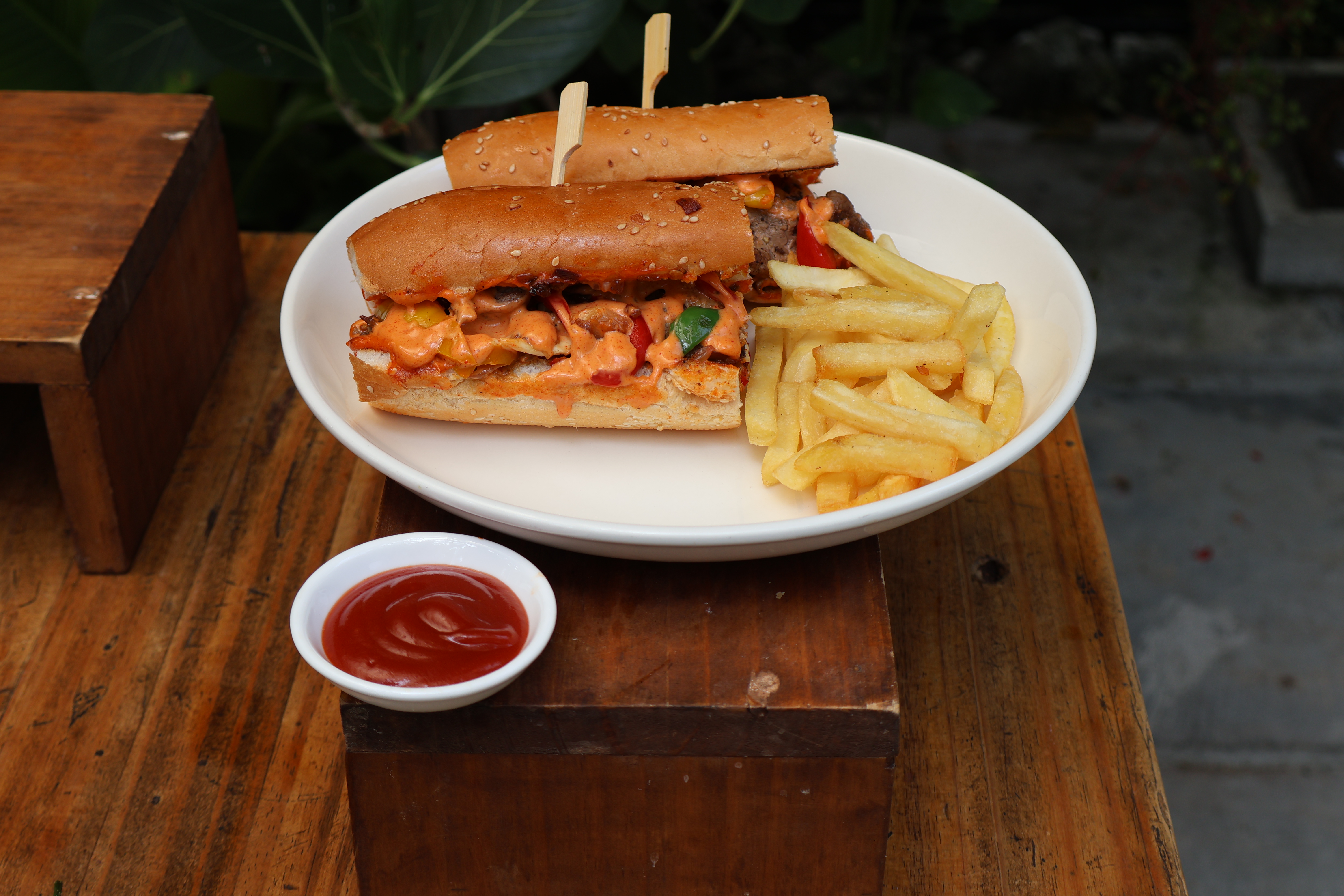 GRILL STEAK SANDWICH